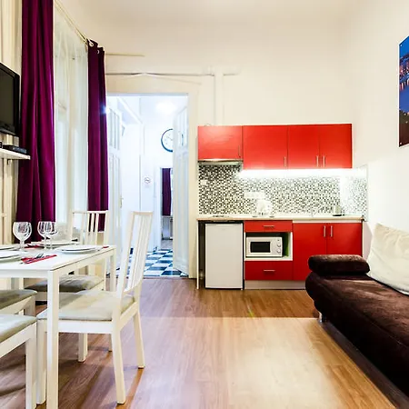 Apartment Like - Center - Style *