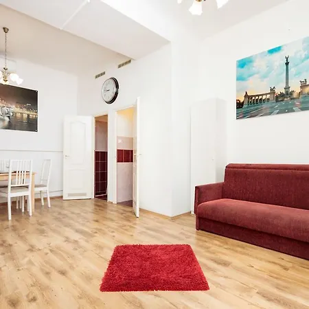 Apartment Like - Center - Style