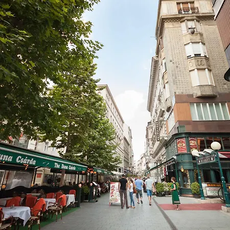 Like - Center - Style Budapest