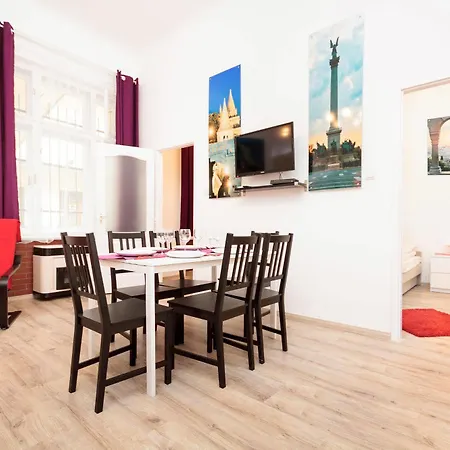 Like - Center - Style Apartment Budapest